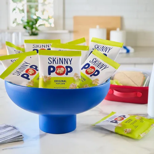 Miniatura 7 de SkinnyPop Palomitas de maíz, queso cheddar blanco, grano entero, aperitivo sin lácteos, bolsas de 1 oz (12 unidades)