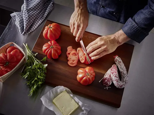 Miniatura 5 de WÜSTHOF Cuchillo de chef clásico de 6" Sin