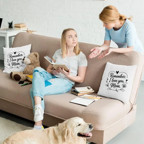 Miniatura 6 de Mom Birthday Gifts for Moms Valentines Day Velvet Pillow Covers 18X18 Best Mom Presents Mama Gift Mama Mommy Gifts Pillow Case Bedroom Decoration