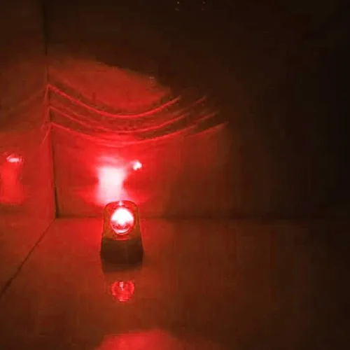 Miniatura 3 de Luz estroboscópica LED giratoria de 360 grados con efecto de escenario intermitente para DJ, funciona con pilas, lámpara giratoria para fiesta