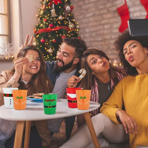 Miniatura 7 de Kochorie 60 vasos de plástico de Navidad para fiestas, vasos de plástico de 16 onzas, vasos desechables para estadio, cinturón de Papá Noel, vasos