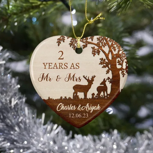 Miniatura 4 de Adorno de cerámica de 2 años de Navidad 2025, adorno de cerámica personalizado para parejas, regalo para parejas, aniversario, boda, señor Sra.