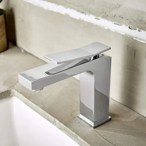 Miniatura 3 de Gerber D225019 Avian - Grifo de baño de una sola manija, cromado