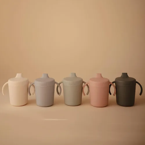 Miniatura 7 de mushie - Vaso entrenador para bebés Fabricado en Dinamarca Tapa con torsión resistente a fugas y asas 6 meses + (salvia)