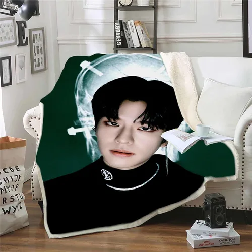 Miniatura 10 de YJYP Manta de Franela Felix Hyunjin Manta para Sofá o Sillón Alfombra Decorativa para el Hogar