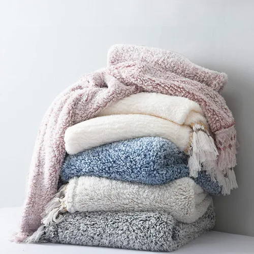 Miniatura 8 de Manta Sherpa de forro polar ultrasuave, tamaño Queen, manta de cama bohemia ligera y acogedora con borla decorativa, patrón reversible, 2 tonos