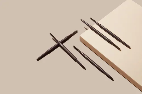 Miniatura 9 de OBgE Easy Pencil Brow (gris oscuro, 0.003 onzas), lápiz de cejas ultra fino con cepillo para dar forma precisa y sin esfuerzo. Color natural