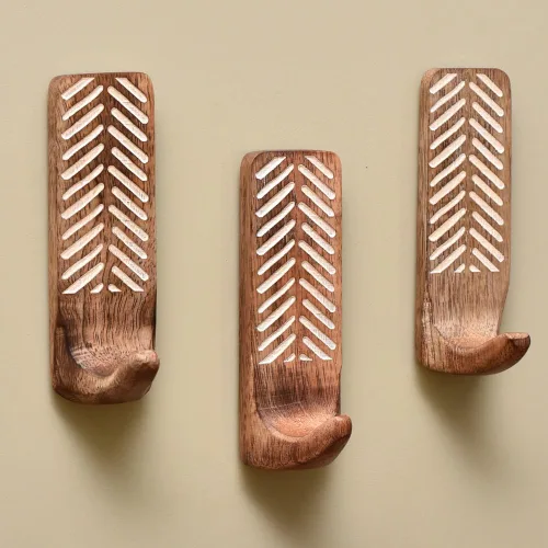 Miniatura 15 de Indian Shelf Ganchos de pared adhesivos de madera bohemios para colgar abrigos, llaves, correa, sombrero, toallero, bonito soporte para llaves