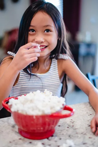 Miniatura 8 de Amish Country Popcorn Botellas de 2 a 14 onzas, granos de palomitas de maíz blanco bebé, anticuado, sin OMG y sin gluten (botellas de 2 a 14 onzas)