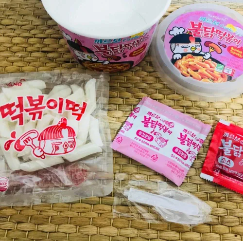 Miniatura 5 de Samyang Carbo Buldak (pollo asado) Tteokbokki picante y caliente de pastel de arroz (1)