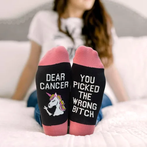 Miniatura 5 de HAPPYPOP Women Breast Cancer Nurse Off Duty Reading Birthday Teacher Socks, Inspirational Chemo Medical Teacher Boss Gifts