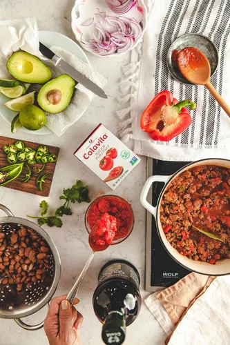 Miniatura 6 de Colavita Tomates italianos en dados, perfectos para salsas gruesas y platos de pasta, o como decoración para bruschetta y sopas, caja de recreación