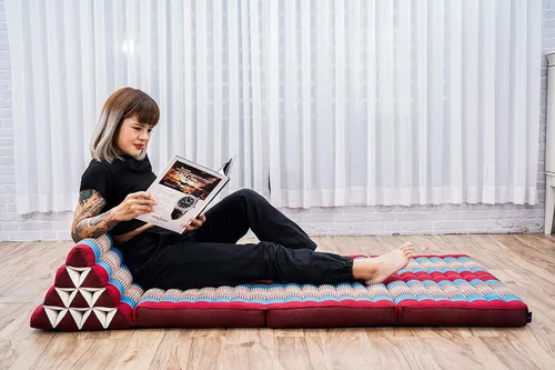 Leewadee - Cojín Tailandés plegable para el suelo con respaldo para TV, sala de estar, colchón para exterior, 65.7 x 20.9 x 11.8 pulgadas, Kapok