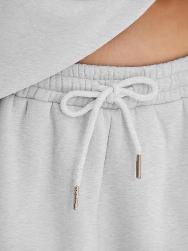 Miniatura 4 de AUTOMET Conjunto de 2 piezas para mujer, sudadera con capucha de gran tamaño, pantalones cortos casuales para otoño, moda con bolsillos