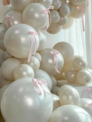 Miniatura 15 de Kit de arco de globos de 185 piezas negros y de arena de perlas doble relleno con lazos y perlas de imitación, globos negros y blancos