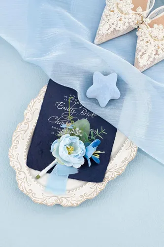 Miniatura 2 de Ansofi Juego de ramillete de peonía y boutonniere azul claro, pulseras de ramillete de flores artificiales para graduación, pulsera de ramillete