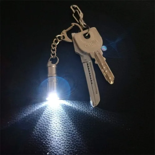 Miniatura 5 de e1 Llavero Linterna Más Pequeña Micro Mini Pequeño Llavero Luz Duradera Luz de Seguridad para Llevar Todos los Días Emergencias al Aire Libre Pasear