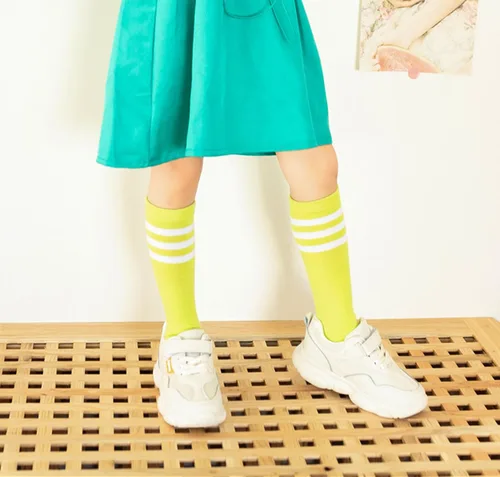 Miniatura 5 de Bestjybt Calcetines de fútbol para niños, calcetines de fútbol hasta la rodilla, calcetines de tubo para niños de 3 a 5 años