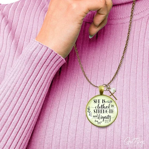 Miniatura 37 de Gutsy Goodness Collar inspirado en la mujer de la fe, colgante hecho a mano con mensaje de esperanza