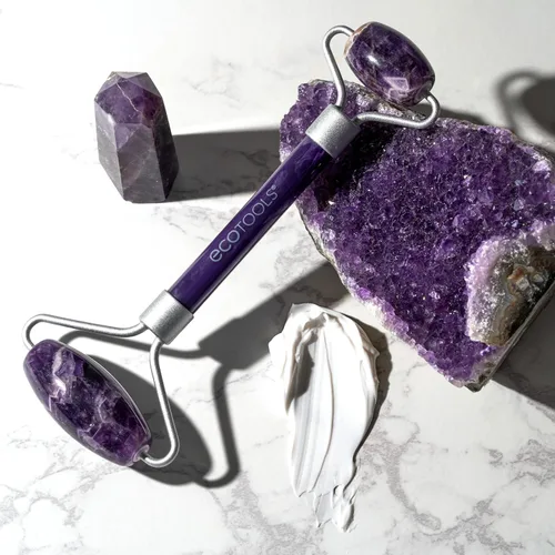 Miniatura 6 de EcoTools Rodillo facial de amatista, rodillo facial y masajeador de piedra real, herramienta para el cuidado de la piel y esculpir, reduce