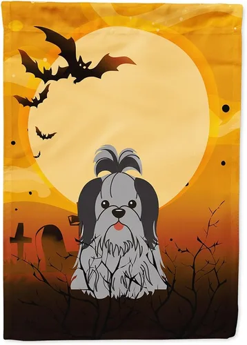 Miniatura 262 de Caroline's Treasures BB4307GF - Bandera de Halloween Airedale para jardín, bandera decorativa para patio exterior, obras de arte de patio, macizos