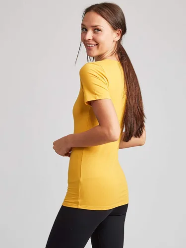 Miniatura 6 de Kalon Paquete de 4 camisetas con cuello redondo para mujer