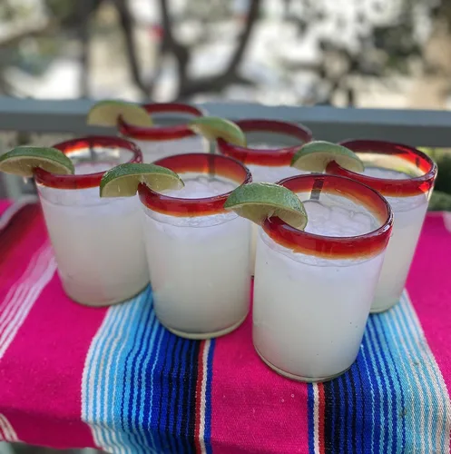 Miniatura 6 de Dos Sueños Vasos mexicanos soplados a mano, juego de 6 vasos con bordes rojos (14 onzas cada uno)