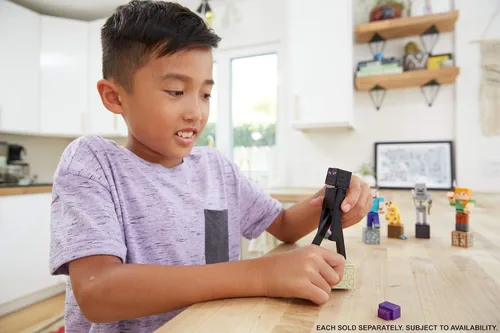 Miniatura 7 de Mattel ¡Figuras de cómics, accesorios y aplicación gratuita de cómics de Minecraft de 3.25 pulgadas!