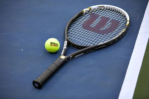 Miniatura 4 de Wilson Hyper Hammer 5.3 - Raquetas de tenis recreativas para adultos, tamaños de agarre 1-4