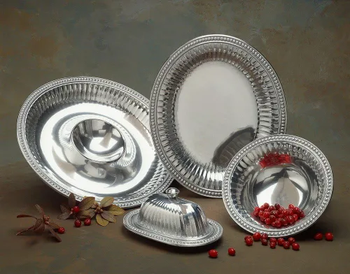 Miniatura 6 de Wilton Armetale Bandeja ovalada para servir flautas y perlas, 15.5 pulgadas x 17.75 pulgadas