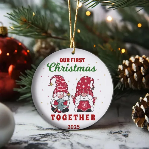 Miniatura 2 de Adorno de la primera Navidad juntos de Mr and Mrs 2025, un recuerdo atemporal y regalo de boda para recién casados