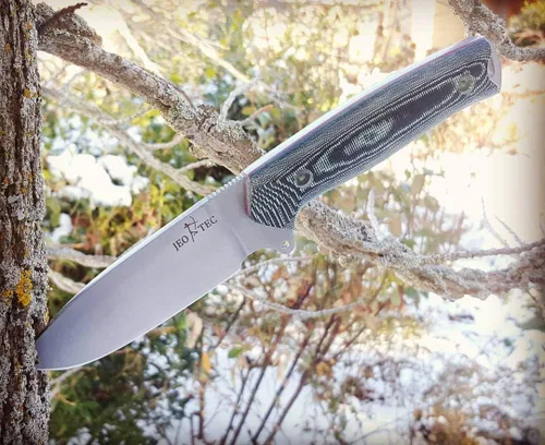 Miniatura 7 de JEO-TEC Nº21 Bushcraft Survival Hunting Cuchillo táctico de hoja fija - BOHLER N690C Acero Inoxidable, Funda de Cuero Multiposicionada, Piedra BLACK