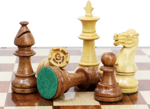 Miniatura 6 de House of Chess - Juego de ajedrez de madera de acacia dorada victoriana Staunton - Tablero de ajedrez plegable de madera de 14 x 14 pulgadas