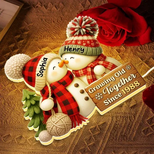 Miniatura 10 de Caja de luz navideña personalizada con el nombre de la pareja en forma de muñeco de nieve - Luz nocturna LED navideña personalizada, decoración
