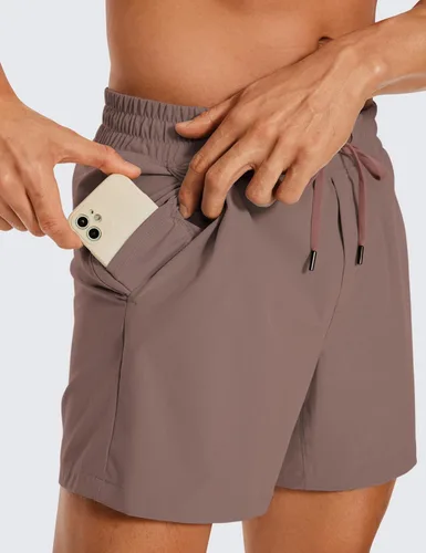 Miniatura 3 de CRZ YOGA Pantalones cortos de entrenamiento sin forro para hombre de 5 pulgadas, ligeros, de secado rápido, para correr, deportes, atletismo