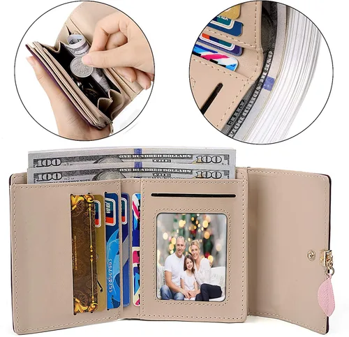Miniatura 4 de UTO - Cartera pequeña RFID de piel sintética con dije de hoja, cierre de cremallera y tarjetero.