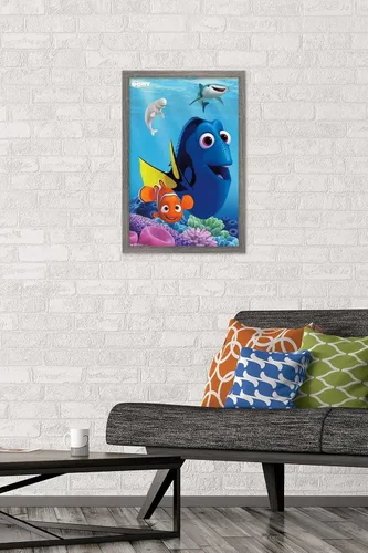 Miniatura 2 de Trends International Disney Pixar Finding Dory - Póster de pared de Dory, 14.725 x 22.375 pulgadas, versión enmarcada de madera de granero