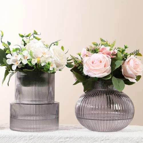 Miniatura 70 de Jarrón redondo de cristal, floreros para ramo, jarrones de vidrio acanalado para flores, pequeño jarrón transparente para sala de estar, oficina