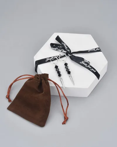 Miniatura 5 de Abitoncc Pendientes Stranger Billy Demogorgon al revés con bombilla del alfabeto, aretes colgantes de joyería para hombres, mujeres y niñas