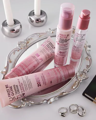 Miniatura 4 de GIOVANNI 2chic Frizz Be Gone - Trío de productos – Champú, acondicionador y suero, fórmula suavizante con manteca de karité y aceite de almendras