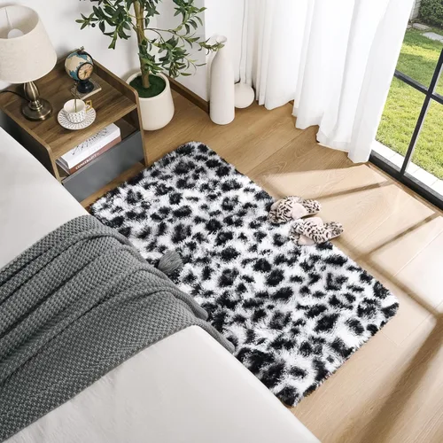Miniatura 2 de Amearea Soft Small Leopard Rugs for Bedroom, 2x4 Feet Fluffy Black and White Runner Rugs, Comfy Cheetah Print Throw Rug Faux Fur Animal Print Rug