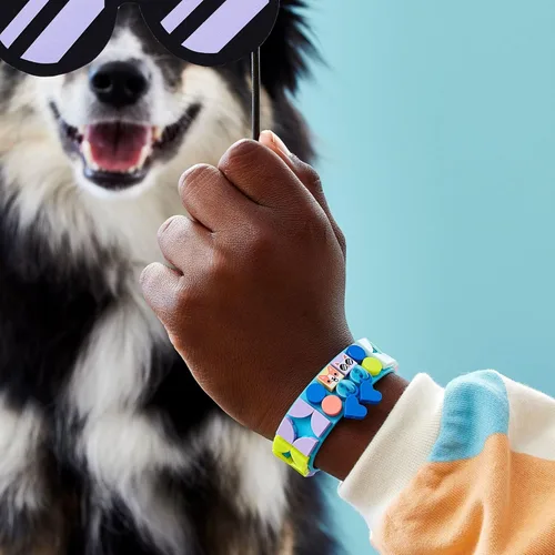 Miniatura 2 de LEGO DOTS - Pulsera My Pets 41801, kit de fabricación de joyas para niñas y niños con dijes colgantes, juego de manualidades de juguete creativo