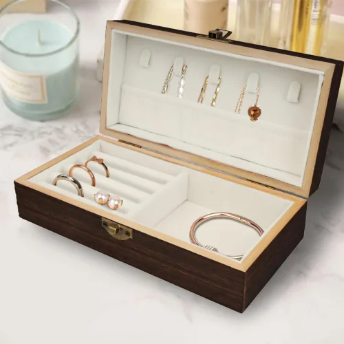 Miniatura 4 de Caja de joyería de madera hecha a mano - Organizador de viaje elegante para mujeres y hombres, ideas únicas de regalo para anillos, aretes, collares
