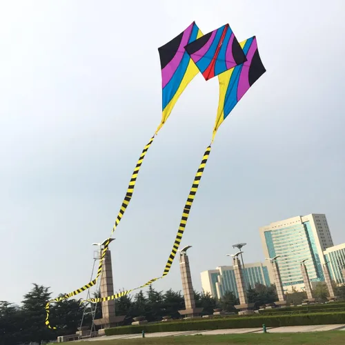 Miniatura 6 de Besra Cometa grande de rana fluida de diamante 3D de una sola línea con 2 colas largas, deportes divertidos al aire libre para niños y adultos Morado