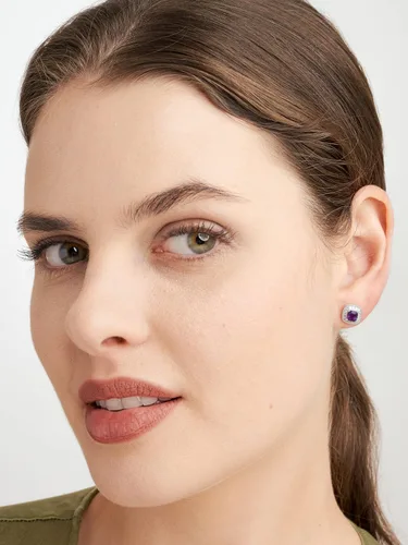 Miniatura 3 de Amazon Essentials Aretes de plata de ley con piedra natal de corte cojín y zafiro blanco creado (anteriormente colección Amazon)