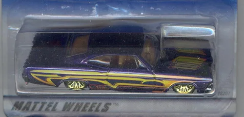 Miniatura 3 de Hot Wheels 1998 PRIMERA EDICIÓN 635 púrpura '65 IMPALA LOWRIDER 8 de 40 Escala 1:64