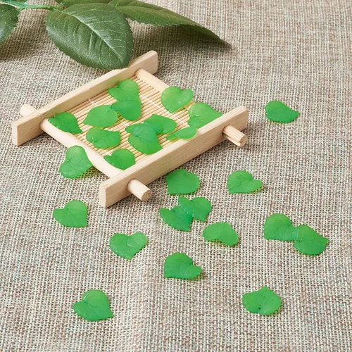 Miniatura 5 de Craftdady Dijes de cuentas de hojas de arce transparentes, colgantes colgantes de adorno para colgar, bonitos dijes para collares, pulseras
