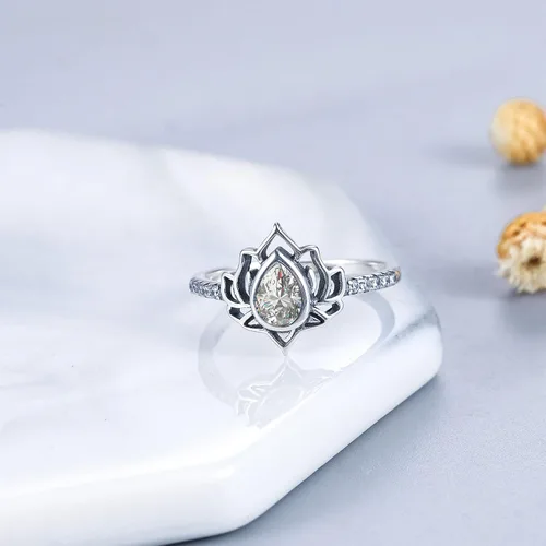 Miniatura 5 de LOVECOM Anillo de loto para mujeres, adolescentes y niñas, plata de ley 925, anillos de promesa de flor de loto, circonita cúbica, anillo inspirador