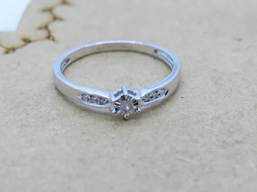 Miniatura 6 de Dazzlingrock Collection Anillo de compromiso de plata de ley con diamantes redondos de 0,05 quilates