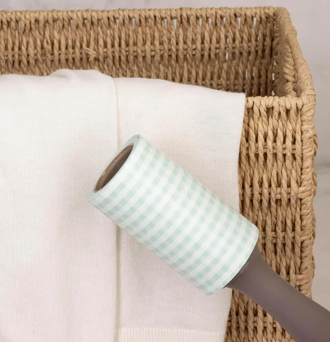 Miniatura 3 de Martha Stewart Rodillos de pelusa, patrón de guinga, 120 hojas por rollo, 6 unidades, removedor de pelusa extra adhesivo para ropa, tapicería y más